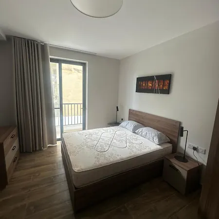 1 In A Shared 3 Bedrrom In Swieqi 10 Mins Away From Paceville And Apartment Saint Julian's