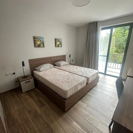 1 In A Shared 3 Bedrrom In Swieqi 10 Mins Away From Paceville And