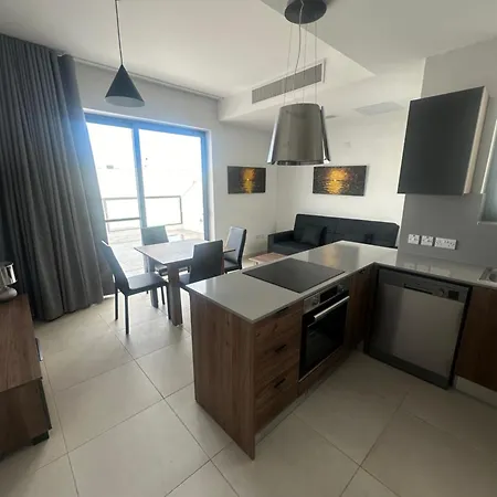 1 In A Shared 3 Bedrrom In Swieqi 10 Mins Away From Paceville And * St. Julian's