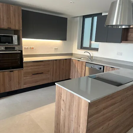 Appartement 1 In A Shared 3 Bedrrom In Swieqi 10 Mins Away From Paceville And San Ġiljan