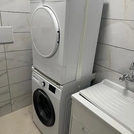 Apartment 1 In A Shared 3 Bedrrom In Swieqi 10 Mins Away From Paceville And